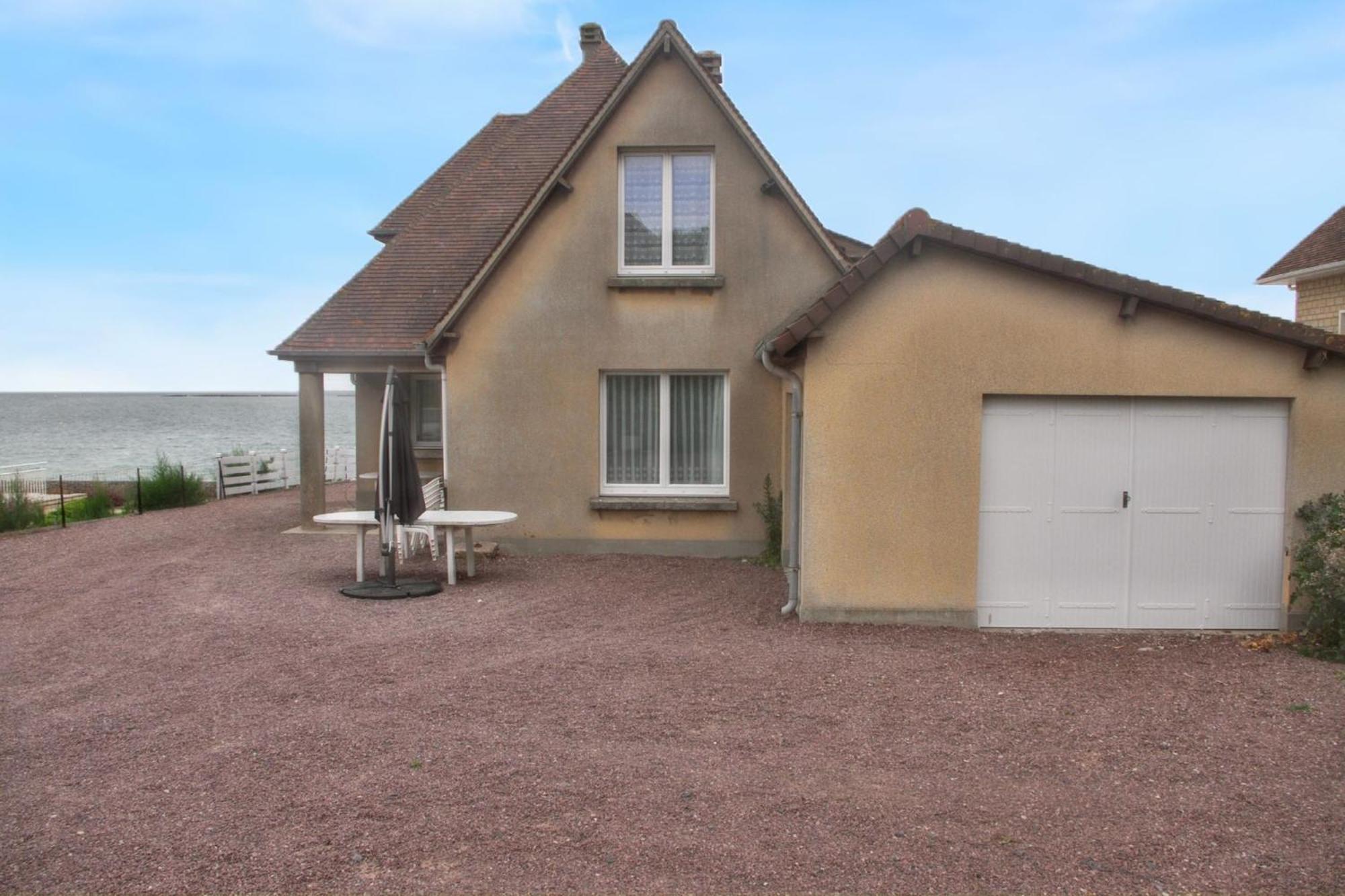 Corneville-sur-Risle Maison Spacieuse Avec Vue Sur La Mer A Arromanches Les Bains 빌라 외부 사진